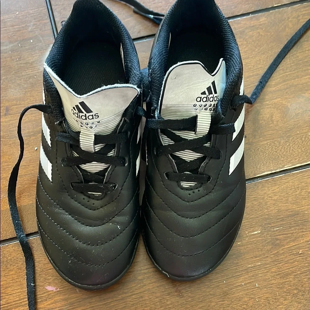 Adidas Kids indoor soccer cleats size 1Y